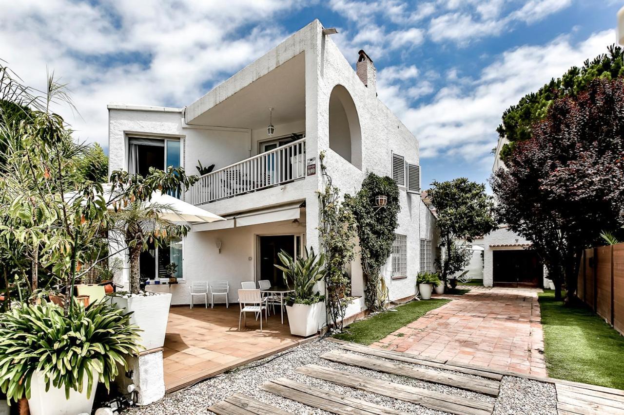 Casa En Sitges Villa Luaran gambar
